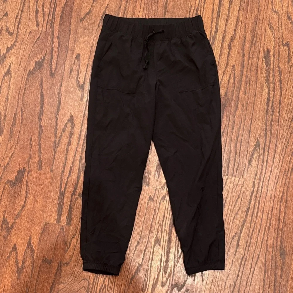 Old Navy Black Girl Drawstring Jogger Pants size M (8)